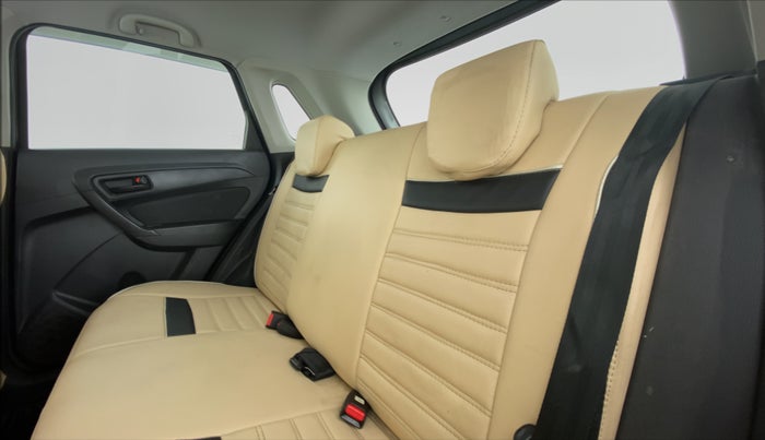 2018 Maruti Vitara Brezza VDI, Diesel, Manual, 28,566 km, Right Side Rear Door Cabin
