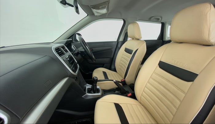 2018 Maruti Vitara Brezza VDI, Diesel, Manual, 28,566 km, Right Side Front Door Cabin