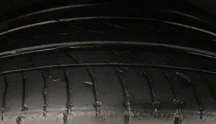 2019 Honda Civic 1.8L I-VTEC ZX CVT, Petrol, Automatic, 30,667 km, Right Rear Tyre Tread