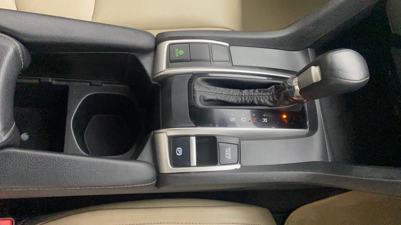 2019 Honda Civic 1.8L I-VTEC ZX CVT, Petrol, Automatic, 30,667 km, Gear Lever