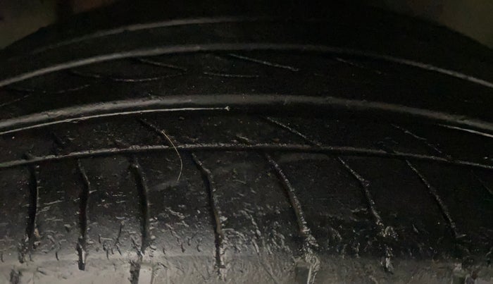 2019 Honda Civic 1.8L I-VTEC ZX CVT, Petrol, Automatic, 30,667 km, Right Front Tyre Tread