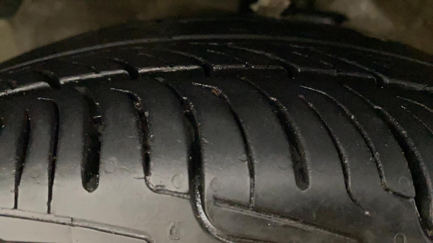 2019 Maruti Celerio ZXI AMT (O), Petrol, Automatic, 73,367 km, Left Front Tyre Tread