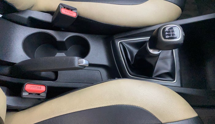 2016 Hyundai i20 Active 1.2 SX, Petrol, Manual, 66,383 km, Gear Lever