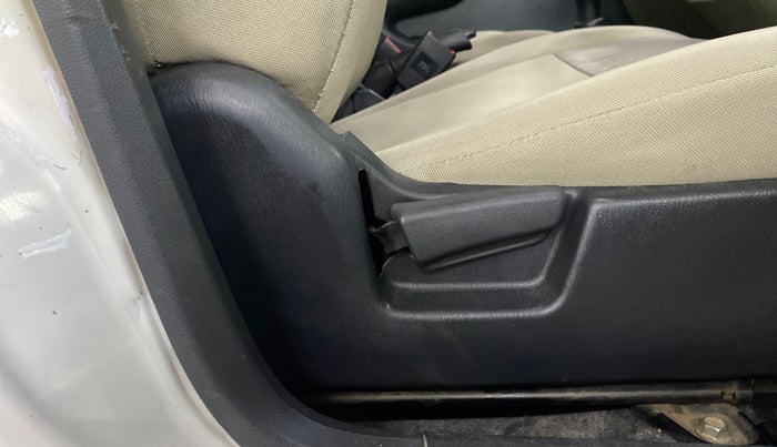 2016 Maruti Alto K10 VXI, Petrol, Manual, 73,136 km, Driver Side Adjustment Panel