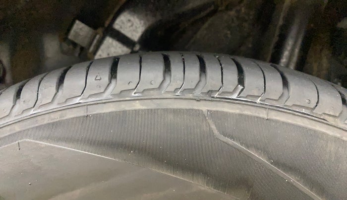 2022 Hyundai VENUE S (O) 1.0 TURBO IMT, Petrol, Manual, 17,062 km, Left Rear Tyre Tread