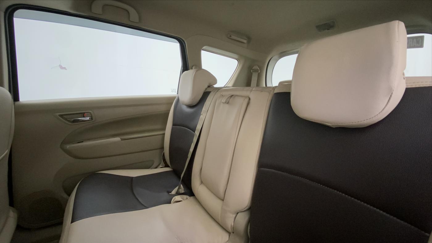 2017 Maruti Ertiga VDI SHVS, Diesel, Manual, 1,04,810 km, Right Side Rear Door Cabin