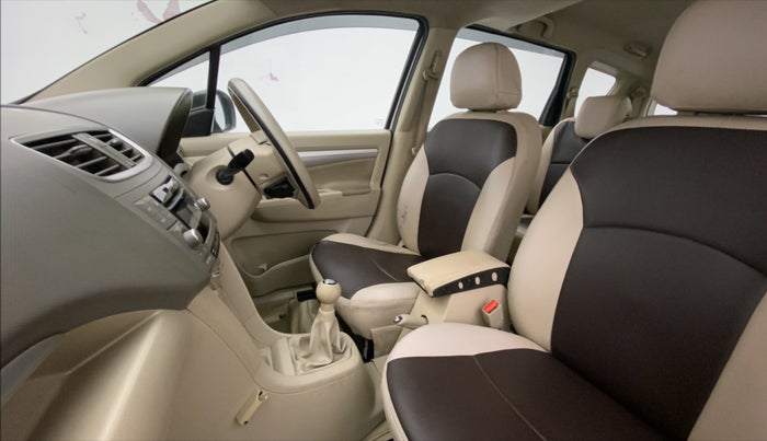 2017 Maruti Ertiga VDI SHVS, Diesel, Manual, 1,04,810 km, Right Side Front Door Cabin