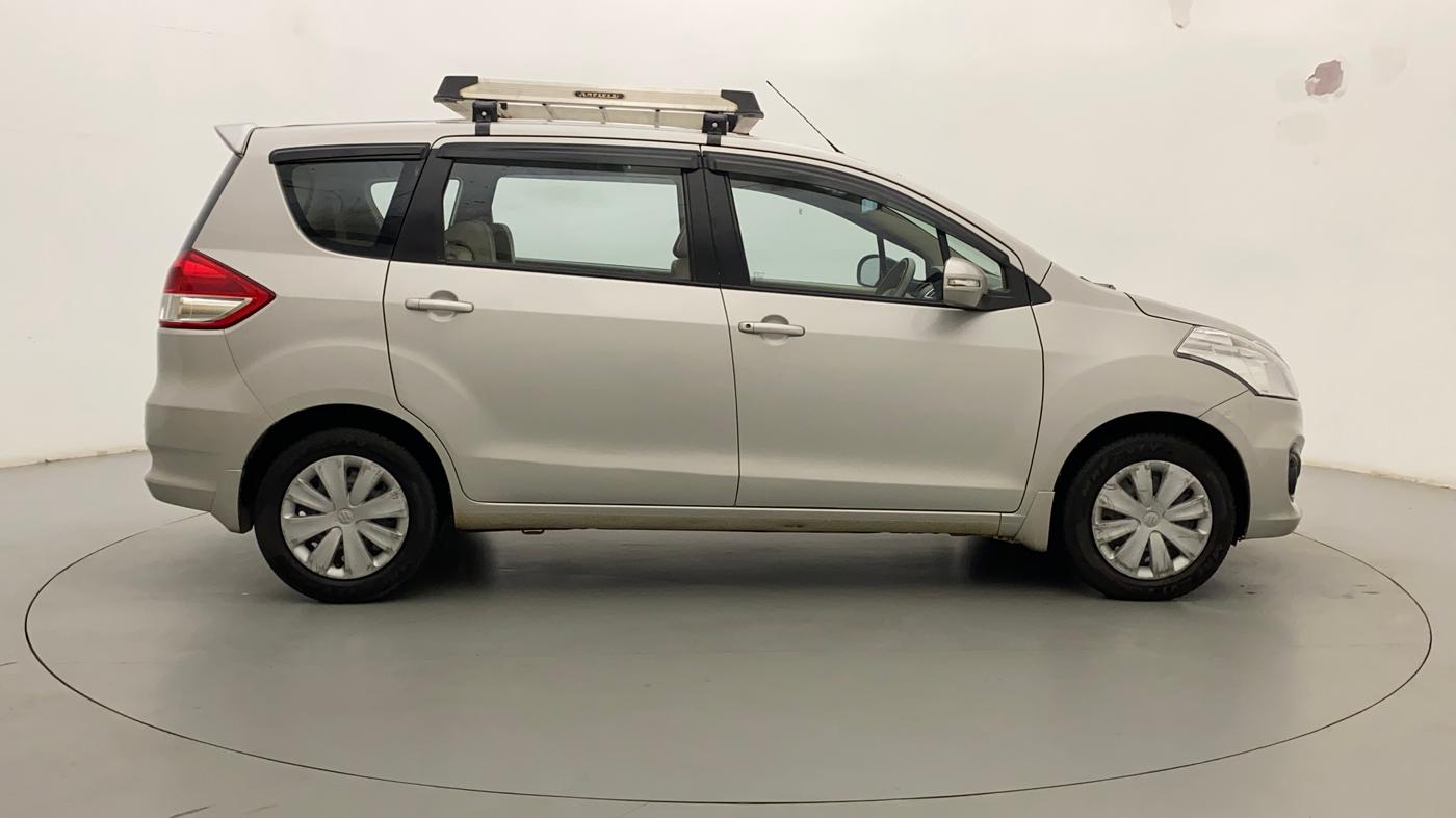 2017 Maruti Ertiga VDI SHVS, Diesel, Manual, 1,04,810 km, Right Side