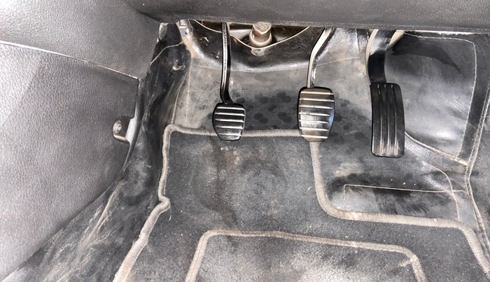 2018 Renault Duster 85 PS RXS MT DIESEL, Diesel, Manual, 87,335 km, Pedals