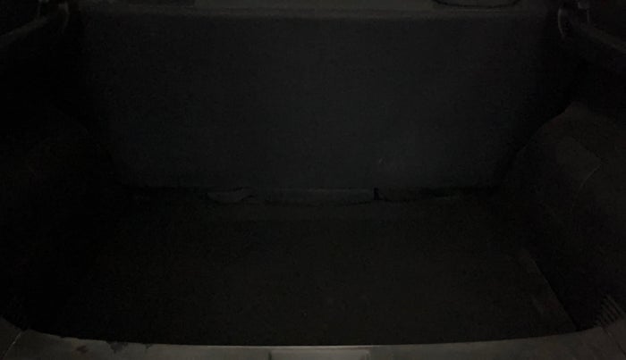 2023 Nissan MAGNITE XE, Petrol, Manual, 2,967 km, Boot Inside