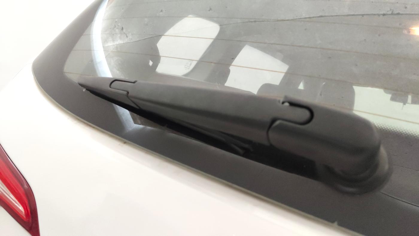 2019 Renault TRIBER RXZ, Petrol, Manual, 37,621 km, Rear Wiper
