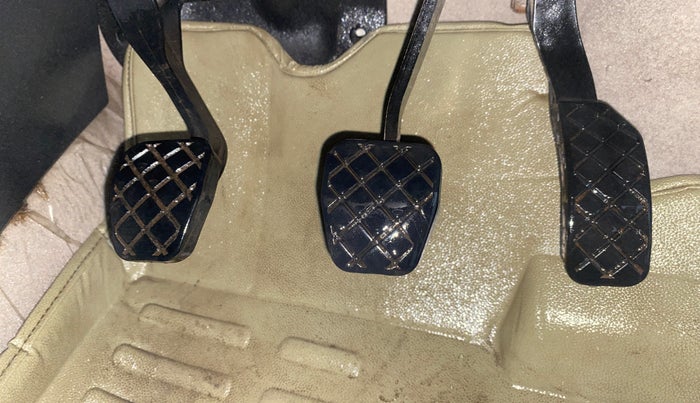 2013 Volkswagen Polo HIGHLINE1.2L, Petrol, Manual, 71,863 km, Pedals