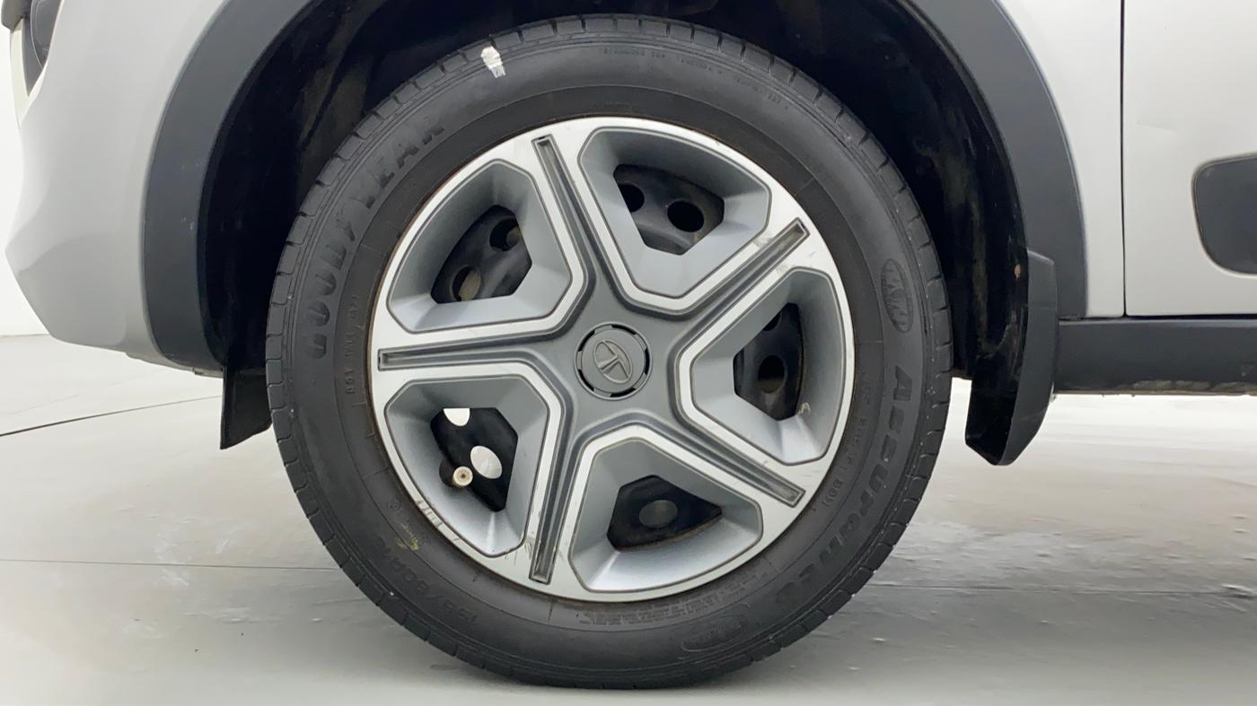 2018 Tata NEXON XT 1.2, Petrol, Manual, 16,651 km, Left Front Wheel