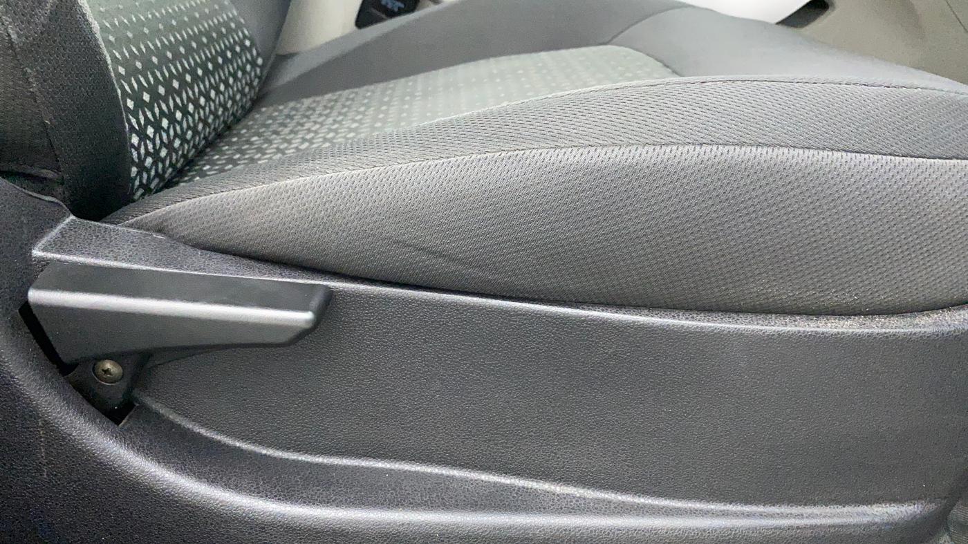 2018 Tata NEXON XT 1.2, Petrol, Manual, 16,651 km, Driver Side Adjustment Panel