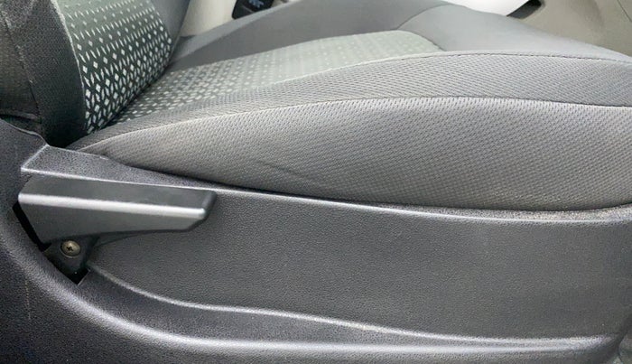 2018 Tata NEXON XT 1.2, Petrol, Manual, 16,651 km, Driver Side Adjustment Panel