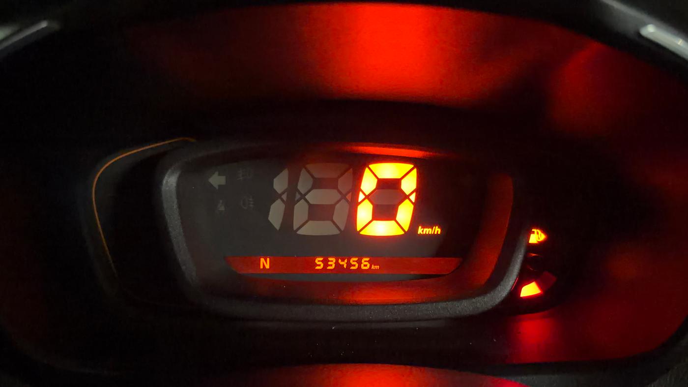 2018 Renault Kwid RXT 1.0 AMT (O), Petrol, Automatic, 53,445 km, Odometer Image