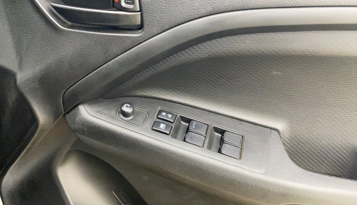 2024 Maruti BREZZA LXI S- CNG, CNG, Manual, 39,904 km, Driver Side Door Panels Control