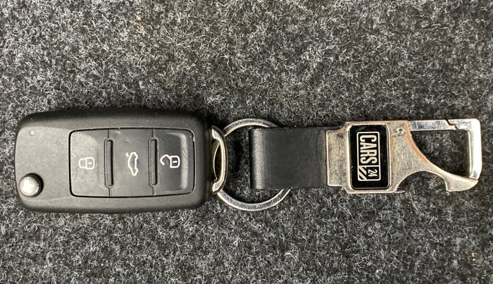 2021 Volkswagen Vento HIGHLINE PLUS 1.0 TSI AT, Petrol, Automatic, 25,578 km, Key Close Up