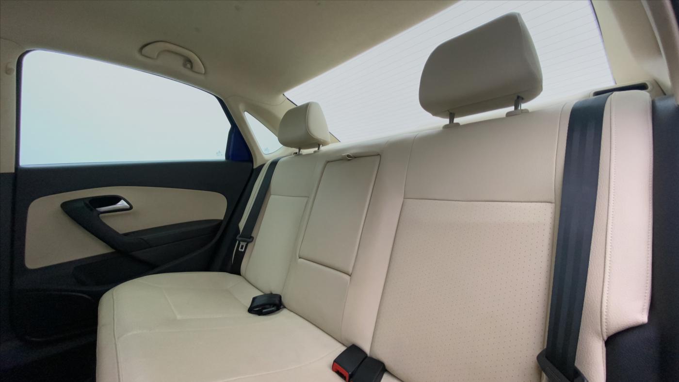 2021 Volkswagen Vento HIGHLINE PLUS 1.0 TSI AT, Petrol, Automatic, 25,578 km, Right Side Rear Door Cabin