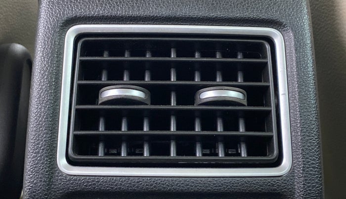 2021 Volkswagen Vento HIGHLINE PLUS 1.0 TSI AT, Petrol, Automatic, 25,578 km, Rear AC Vents