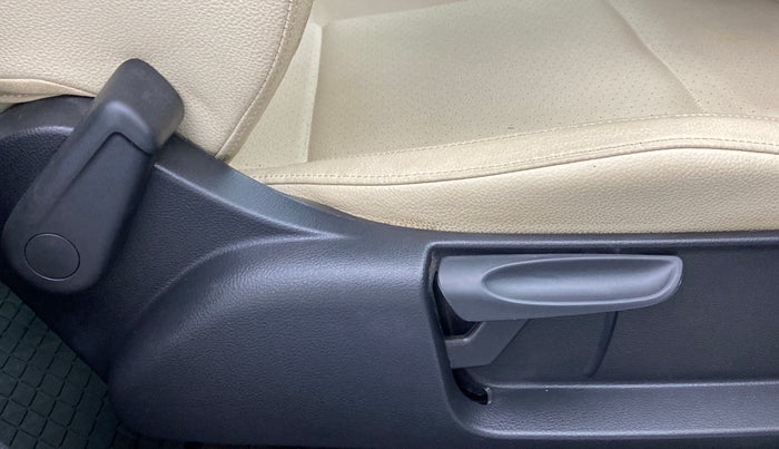 2021 Volkswagen Vento HIGHLINE PLUS 1.0 TSI AT, Petrol, Automatic, 25,578 km, Driver Side Adjustment Panel