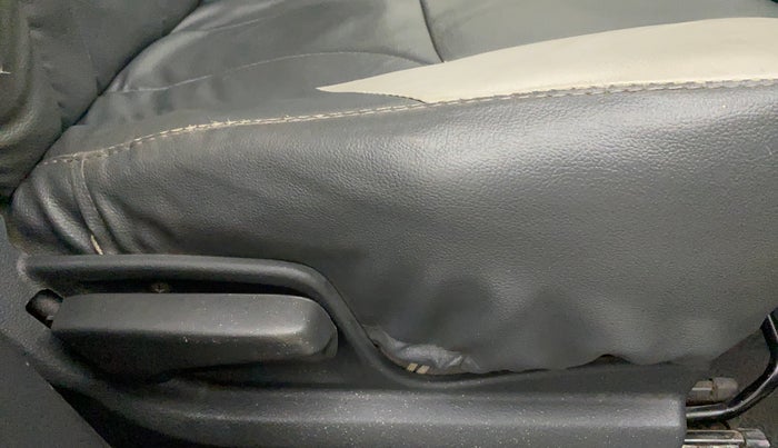 2010 Maruti Swift Dzire VXI, Petrol, Manual, 82,627 km, Driver Side Adjustment Panel