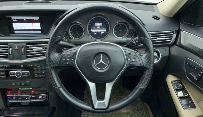 2013 Mercedes Benz E Class E 220 CDI AVANTGARDE, Diesel, Automatic, 65,131 km, Steering Wheel Close Up
