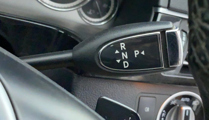 2013 Mercedes Benz E Class E 220 CDI AVANTGARDE, Diesel, Automatic, 65,131 km, Gear Lever
