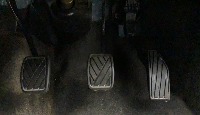 2021 Maruti Swift LXI, Petrol, Manual, 3,231 km, Pedals