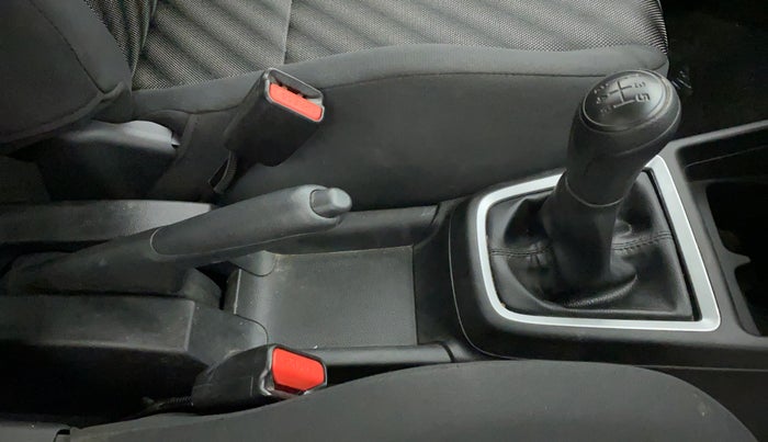 2021 Maruti Swift LXI, Petrol, Manual, 3,231 km, Gear Lever
