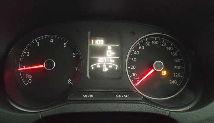 2017 Volkswagen Polo HIGHLINE PLUS 1.2(16 ALLOY, Petrol, Manual, 20,682 km, Odometer Image