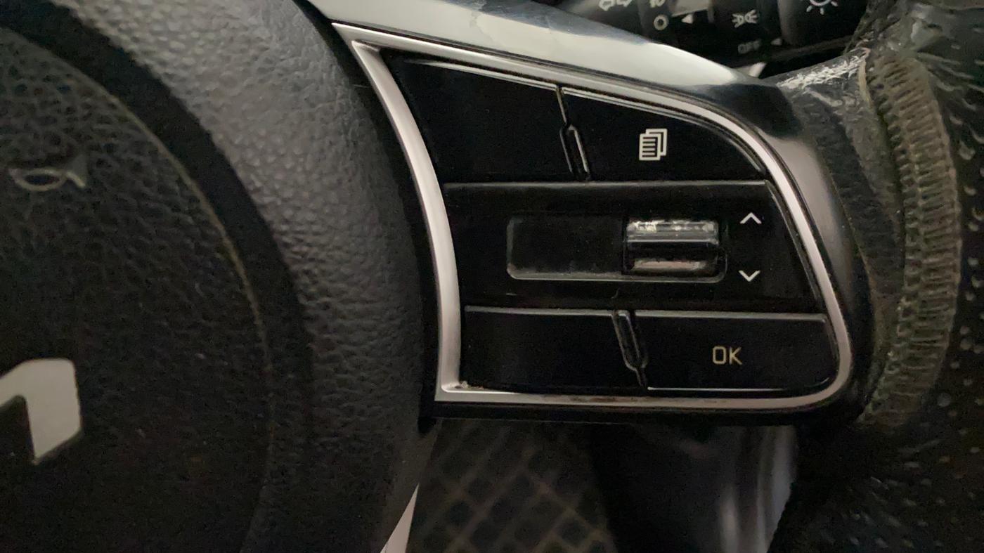 2021 KIA SELTOS HTK 1.5 DIESEL, Diesel, Manual, 1,07,459 km, Adaptive Cruise Control