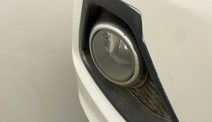 2016 Hyundai Grand i10 ASTA (O) AT 1.2 KAPPA VTVT, Petrol, Automatic, 35,599 km, Right fog light - Not working