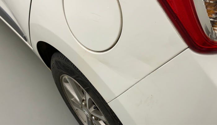2016 Hyundai Grand i10 ASTA (O) AT 1.2 KAPPA VTVT, Petrol, Automatic, 35,599 km, Left quarter panel - Slightly dented