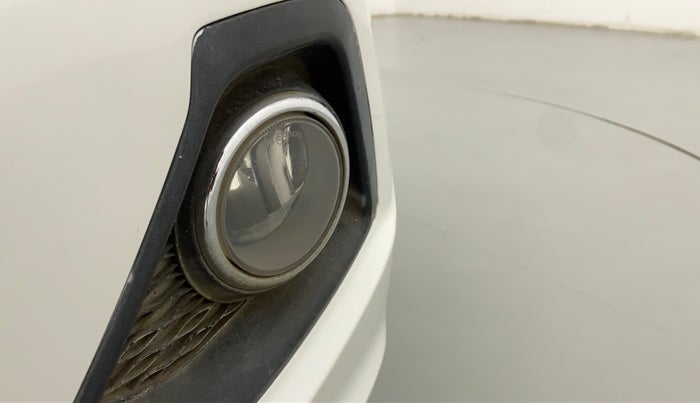 2016 Hyundai Grand i10 ASTA (O) AT 1.2 KAPPA VTVT, Petrol, Automatic, 35,599 km, Left fog light - Not working