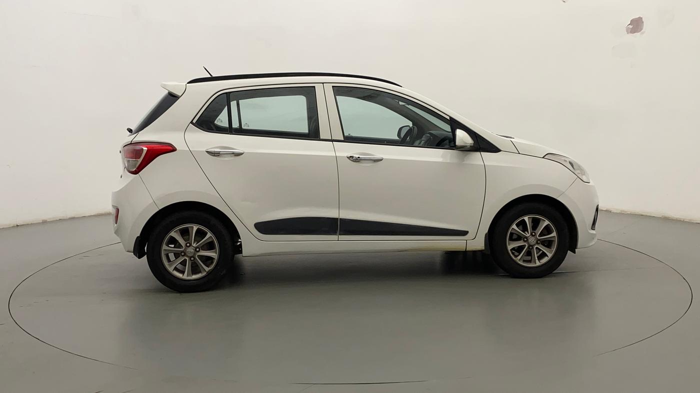 2016 Hyundai Grand i10 ASTA (O) AT 1.2 KAPPA VTVT, Petrol, Automatic, 35,599 km, Right Side