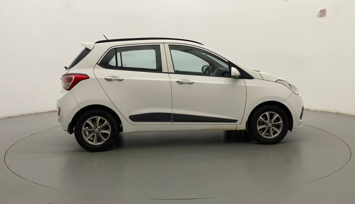 2016 Hyundai Grand i10 ASTA (O) AT 1.2 KAPPA VTVT, Petrol, Automatic, 35,599 km, Right Side