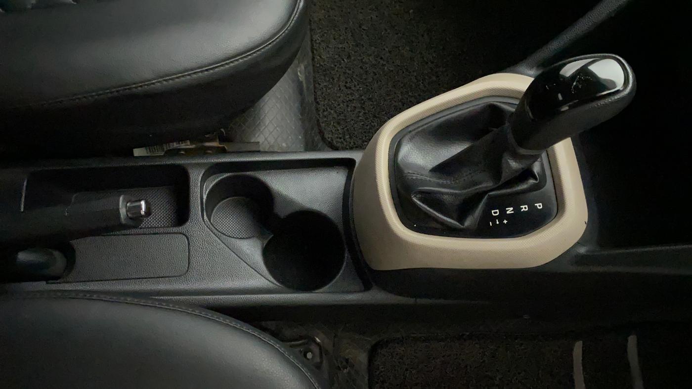 2016 Hyundai Grand i10 ASTA (O) AT 1.2 KAPPA VTVT, Petrol, Automatic, 35,599 km, Gear Lever