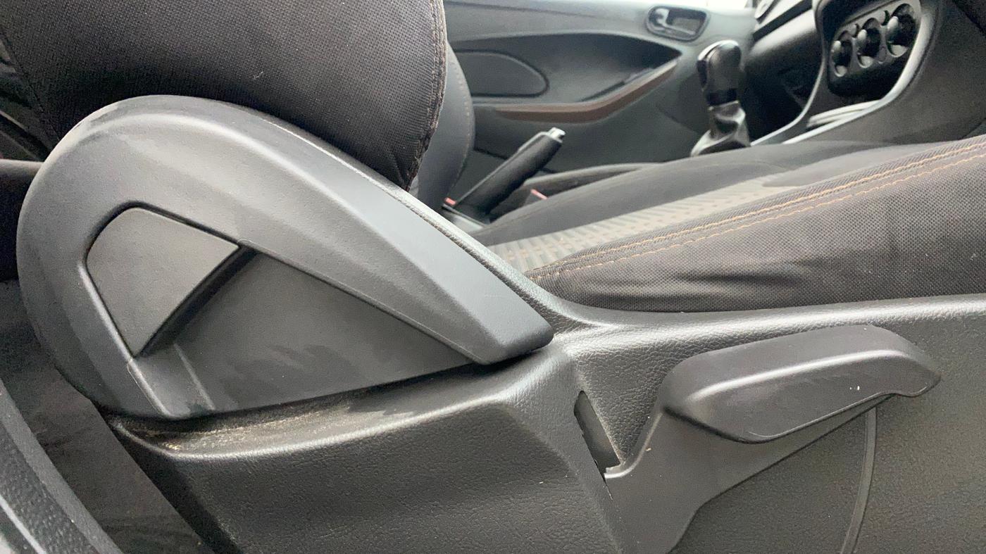 2020 Ford FREESTYLE TITANIUM 1.2 PETROL, Petrol, Manual, 34,712 km, Driver Side Adjustment Panel