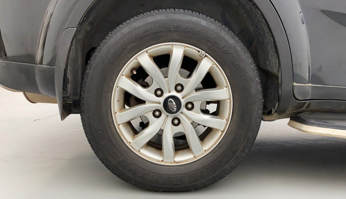 2016 Mahindra XUV500 W10, Diesel, Manual, 49,761 km, Right Rear Wheel
