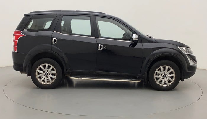2016 Mahindra XUV500 W10, Diesel, Manual, 49,761 km, Right Side View