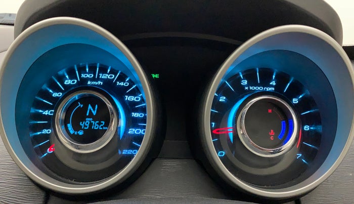 2016 Mahindra XUV500 W10, Diesel, Manual, 49,761 km, Odometer Image