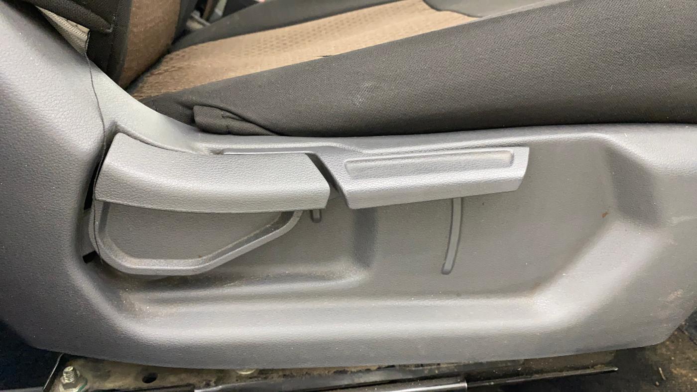 2022 Hyundai AURA S 1.2 CNG, CNG, Manual, 65,756 km, Driver Side Adjustment Panel