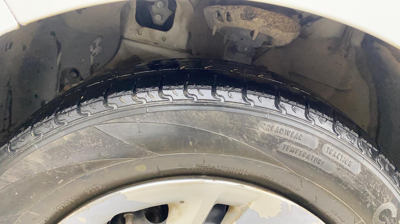 2022 Hyundai AURA S 1.2 CNG, CNG, Manual, 65,756 km, Left Front Tyre Tread