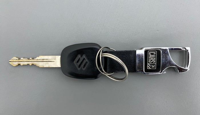 2019 Maruti Swift LXI D, Petrol, Manual, 12,142 km, Key Close Up