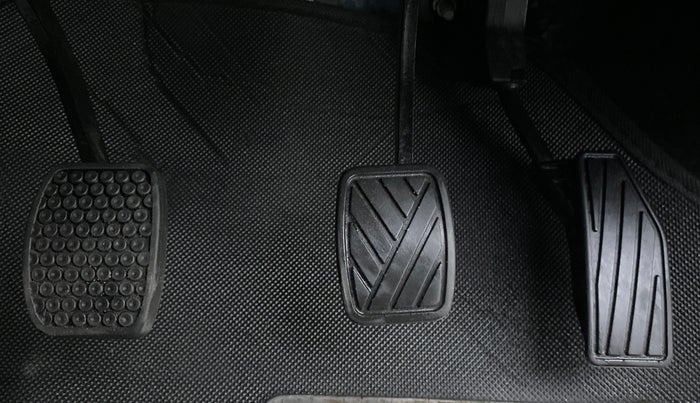 2019 Maruti Swift LXI D, Petrol, Manual, 12,142 km, Pedals