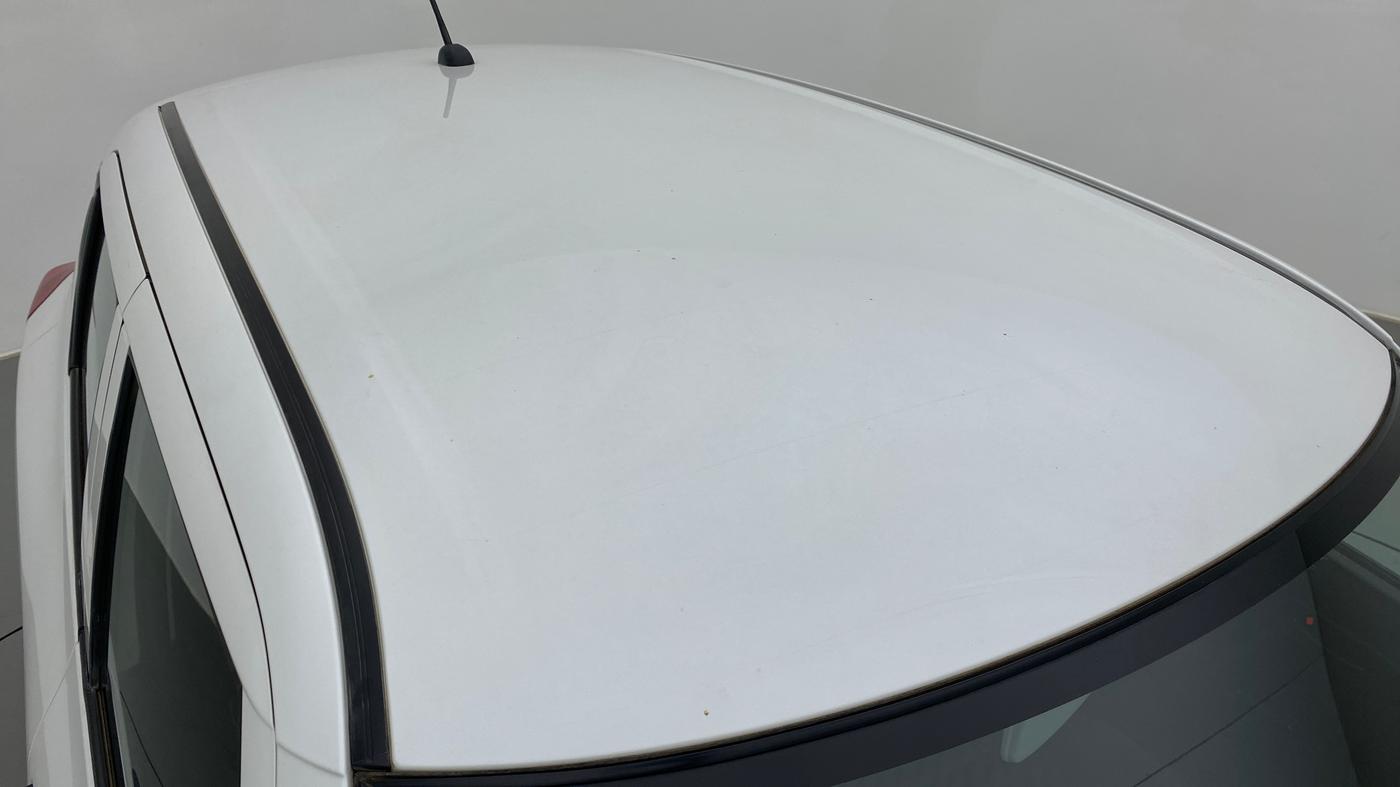 2019 Maruti Swift LXI D, Petrol, Manual, 12,142 km, Roof
