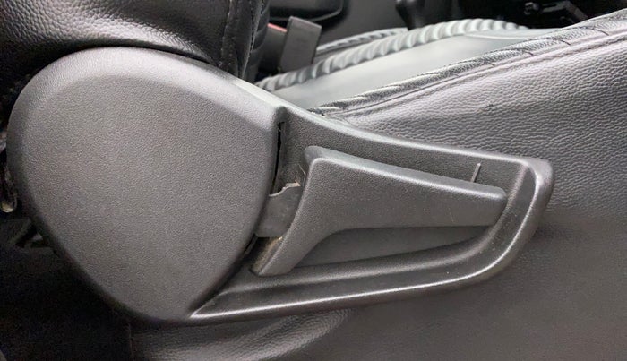 2021 Maruti S PRESSO VXI+, Petrol, Manual, 30,830 km, Driver Side Adjustment Panel