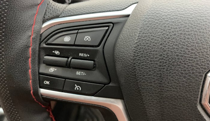 2024 MG HECTOR PLUS SHARP PRO 1.5 PETROL TURBO CVT 7 STR, Petrol, Automatic, 19,328 km, Adaptive Cruise Control