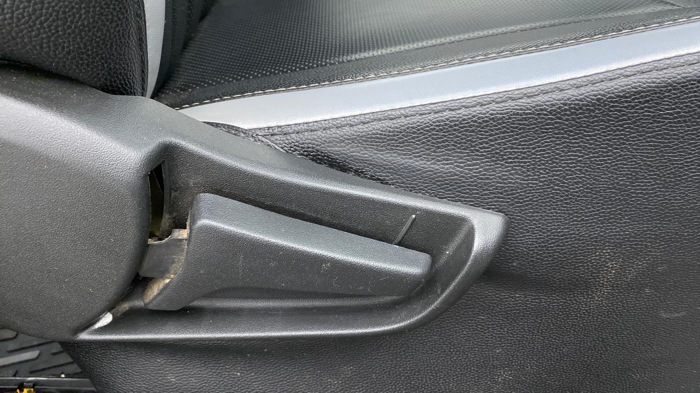 2021 Maruti S PRESSO VXI+, Petrol, Manual, 65,602 km, Driver Side Adjustment Panel